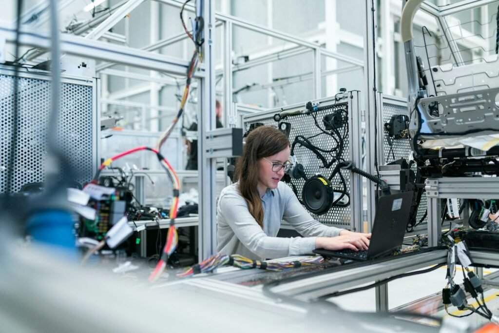 Linjë moderne e prodhimit industrial dhe teknologji